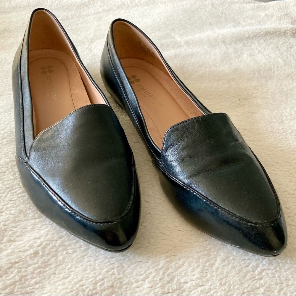Naturalized Women’s PEACE Pointed Black Flats